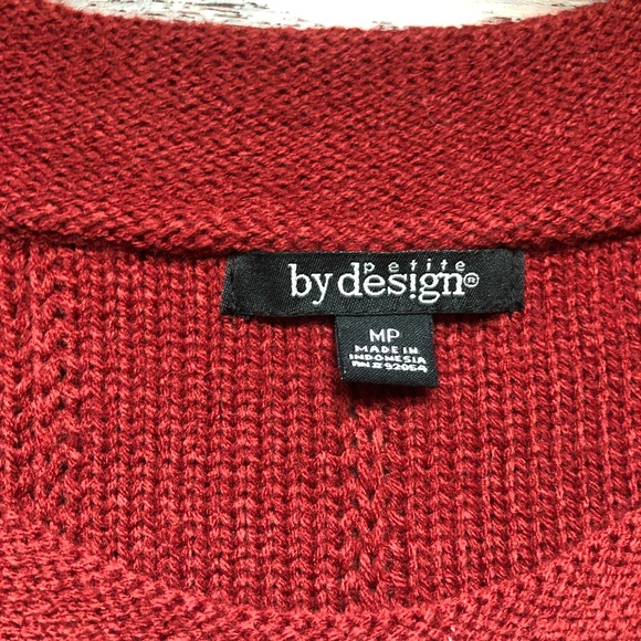 Red Sweater - Picture 3 of 10